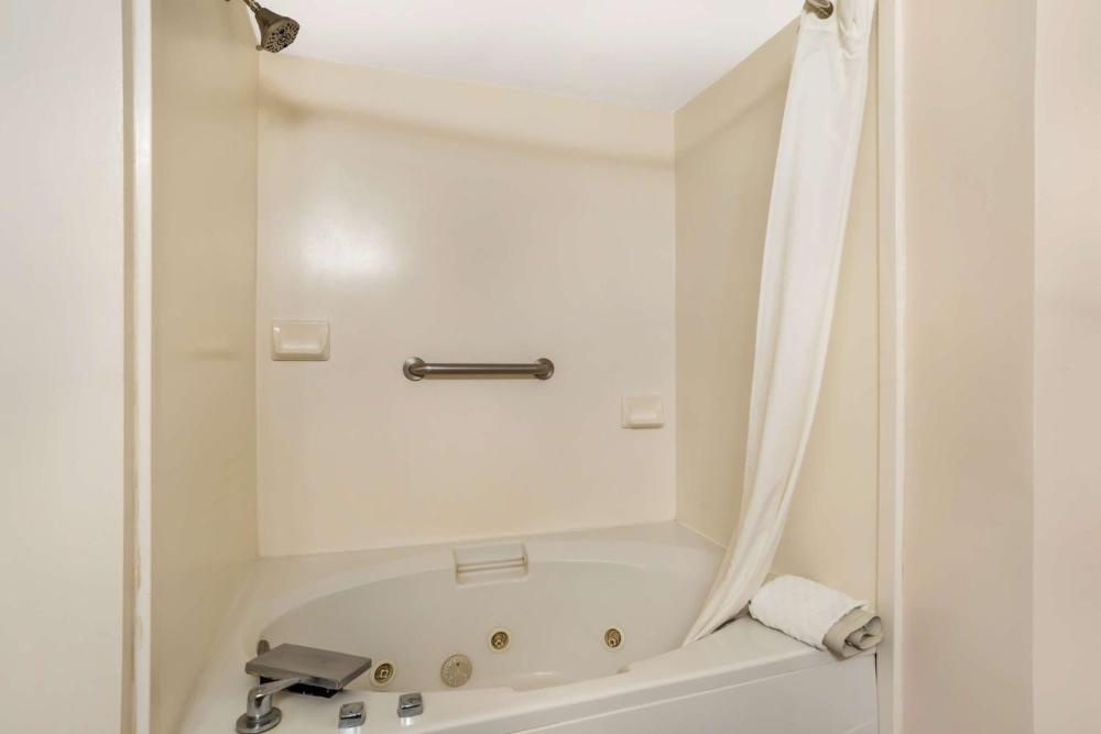 Best Western Oak Manor Image 34
