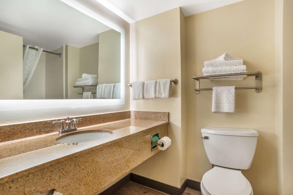 Best Western Oak Manor Image 39