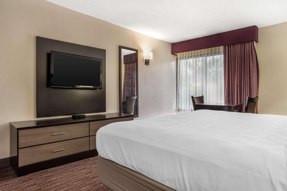 Best Western Oak Manor Image 42