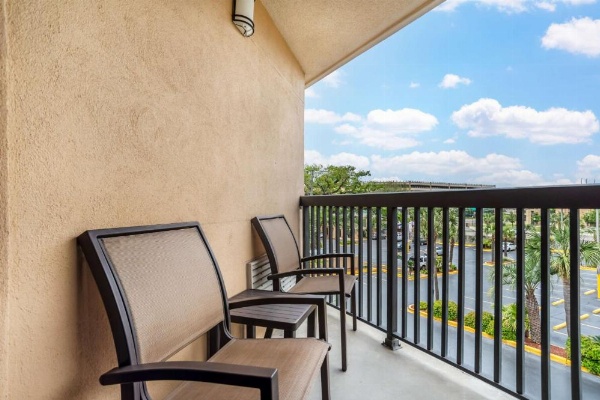 Best Western Oak Manor image 28